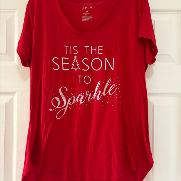 “Tis the Season To Sparkle" Apt 9 T shirt - Picture 1 of 7